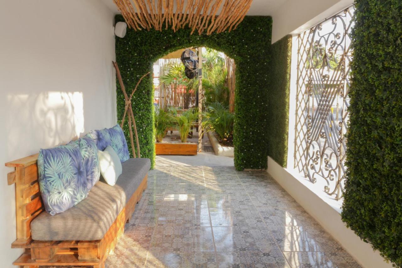 Lucky Duck Pj Hotel Cancun Ngoại thất bức ảnh